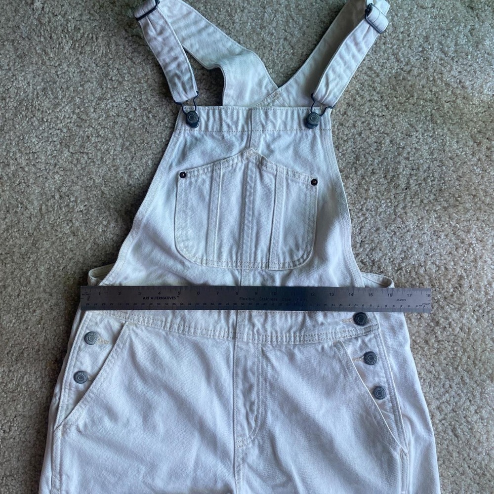 Old Navy Women's Size Small 100% Cotton Overall Shorts Cream White Denim Raw Hem - Picture 7 of 7